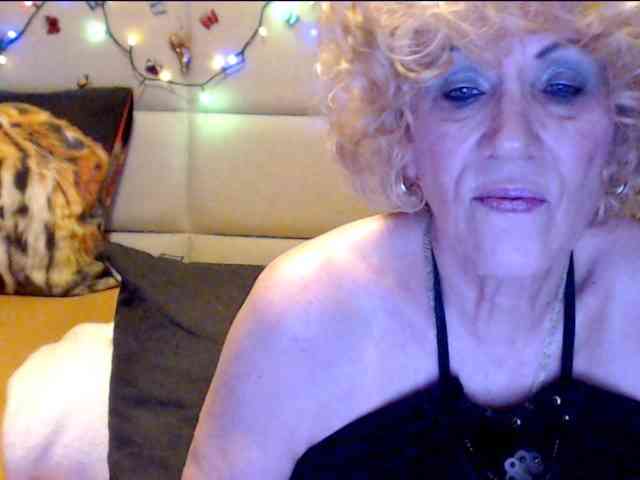 ANGELGRANNY webcam