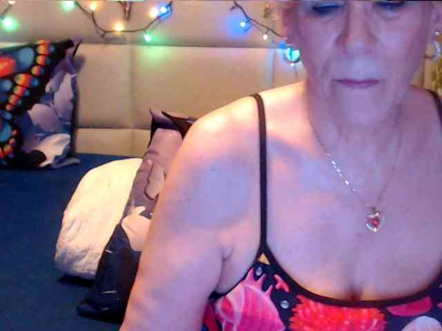 ANGELGRANNY webcam