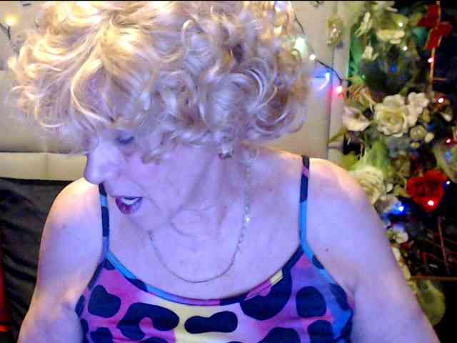 ANGELGRANNY webcam