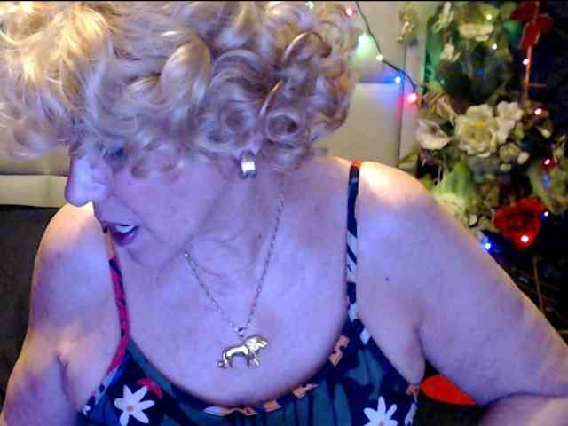 ANGELGRANNY webcam