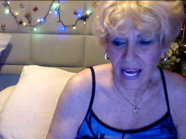 ANGELGRANNY webcam