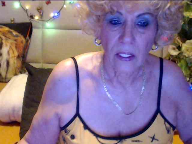 ANGELGRANNY webcam