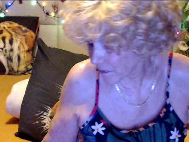 ANGELGRANNY webcam