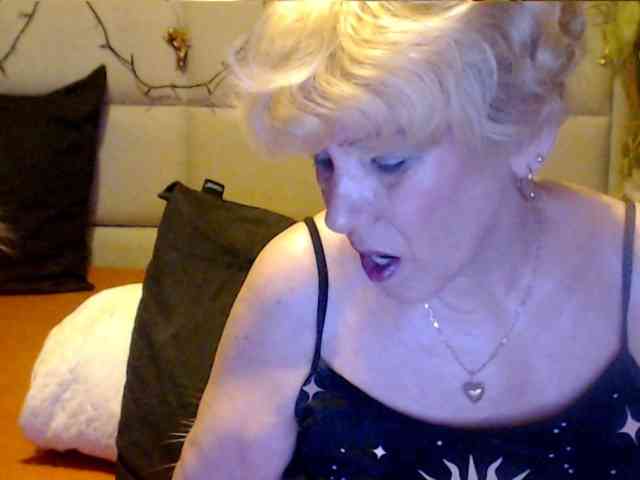 ANGELGRANNY webcam