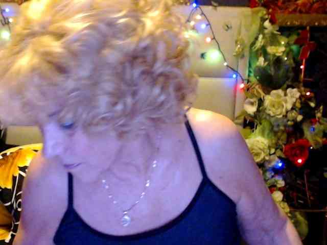 ANGELGRANNY Live Webcam on BongaCams