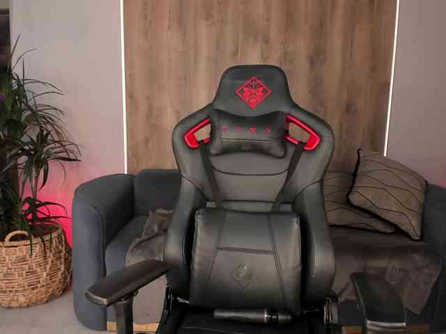 KylieeCooper webcam