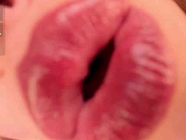 KylieeCooper webcam
