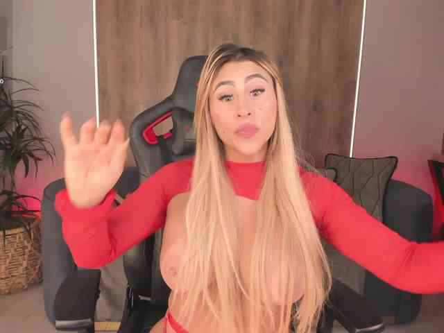 KylieeCooper webcam