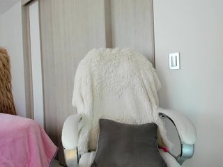 NatalieeClark Porn Show