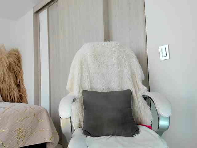 NatalieeClark webcam