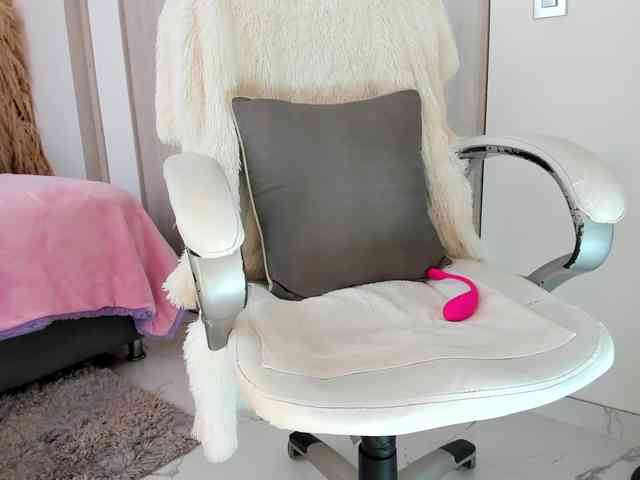 NatalieeClark webcam