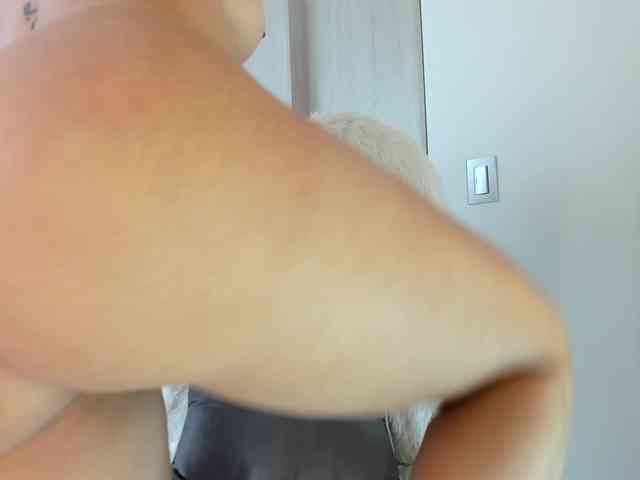 NatalieeClark webcam