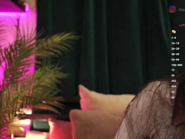 IzabellaOne's BongaCams profile