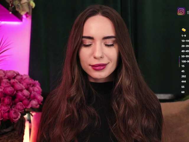 IzabellaOne's BongaCams show and profile