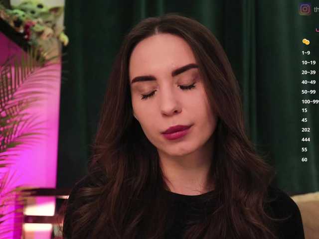 IzabellaOne's BongaCams show and profile