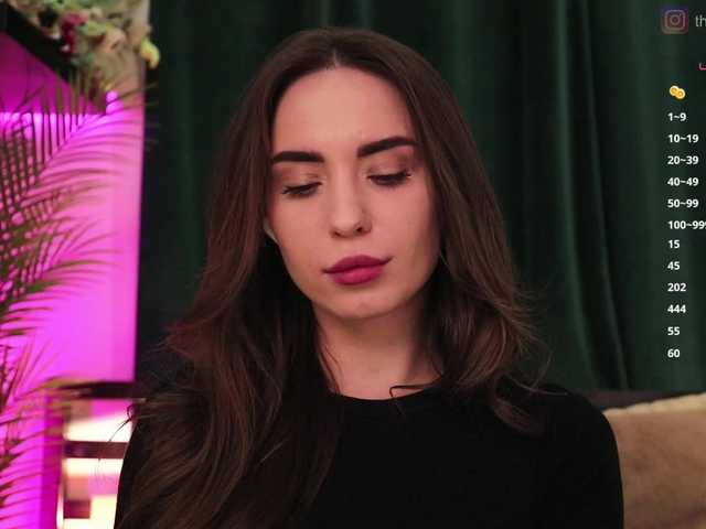 IzabellaOne's BongaCams show and profile