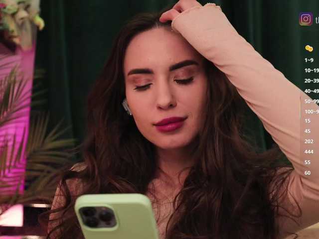 izabellaone live sex show