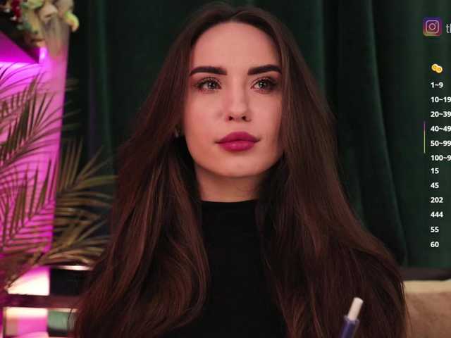 IzabellaOne's BongaCams show and profile