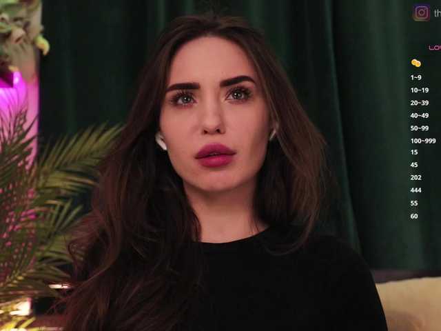 IzabellaOne's BongaCams show and profile