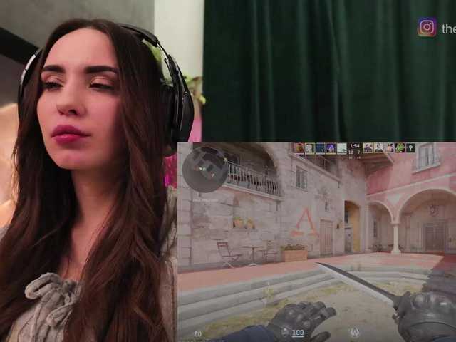 IzabellaOne's BongaCams show and profile