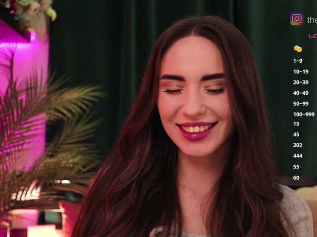 IzabellaOne's BongaCams show and profile