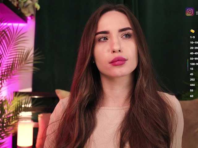 IzabellaOne live cam