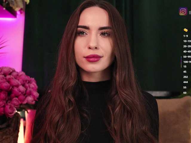 IzabellaOne's BongaCams show and profile