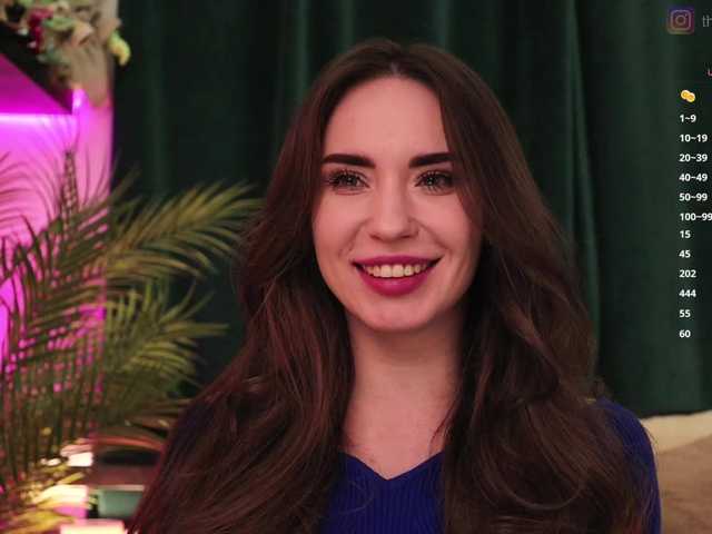 IzabellaOne's BongaCams show and profile