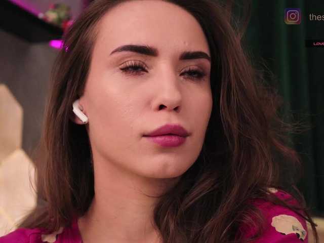 IzabellaOne's BongaCams show and profile