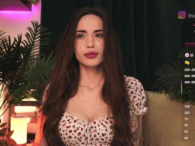 IzabellaOne Live Webcam on BongaCams