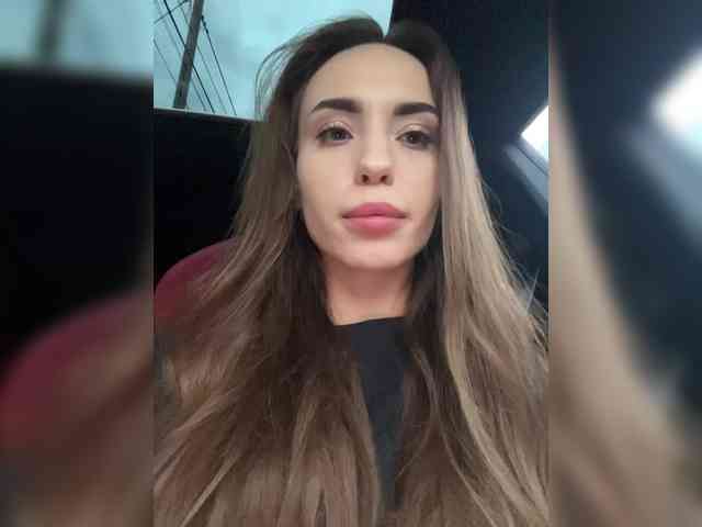free online cam IzabellaOne