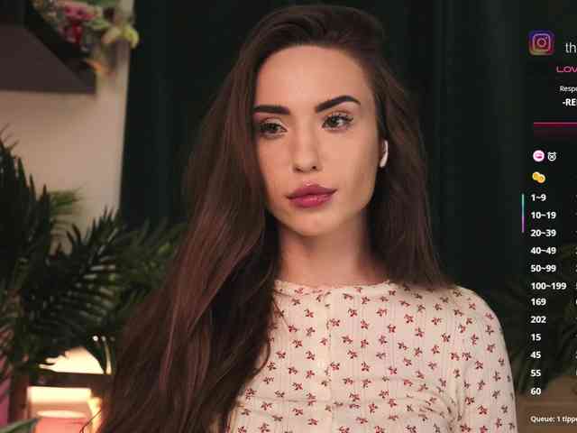 chat room adult IzabellaOne