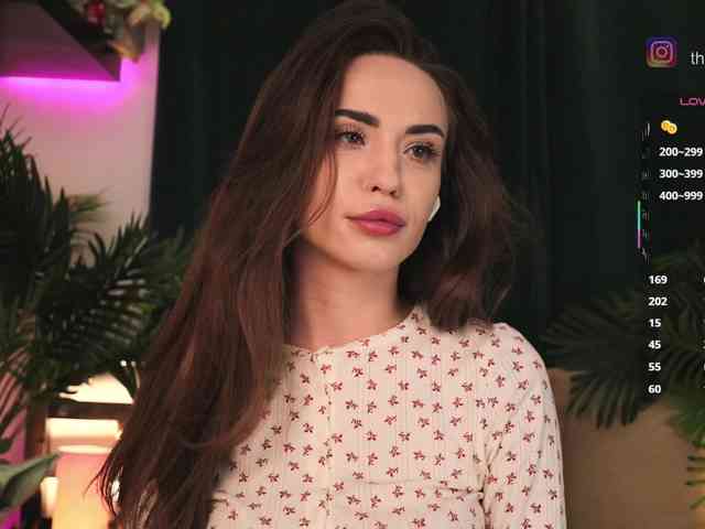 IzabellaOne Live Webcam on BongaCams