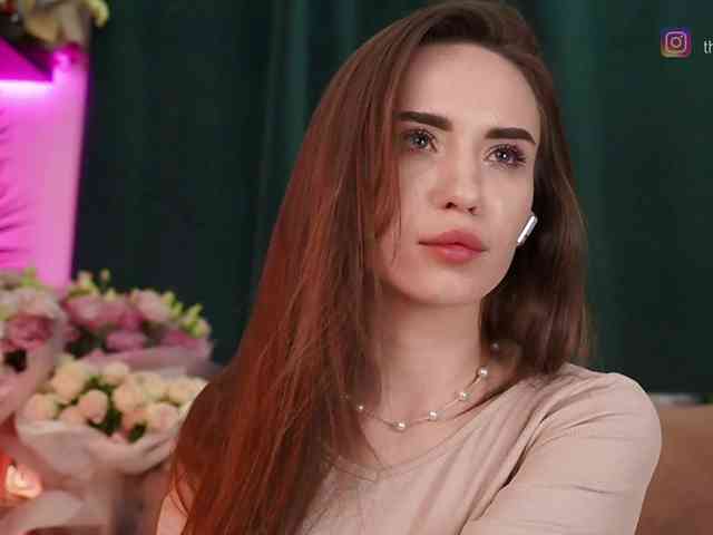 IzabellaOne Live Webcam on BongaCams