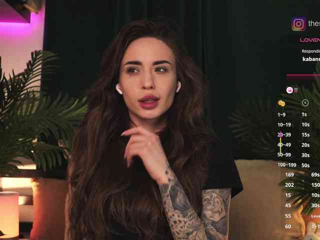 xxx chatroom IzabellaOne