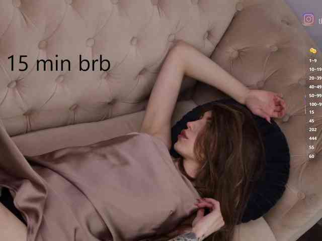 IzabellaOne Live Webcam on BongaCams