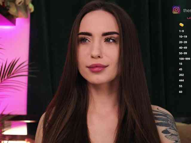 IzabellaOne Live Webcam on BongaCams