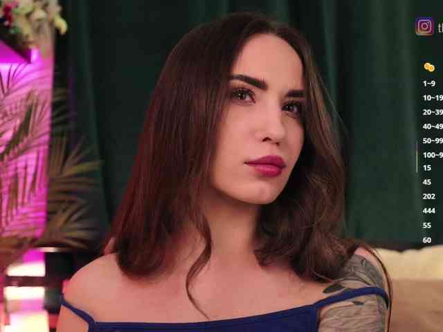 IzabellaOne Live Webcam on BongaCams