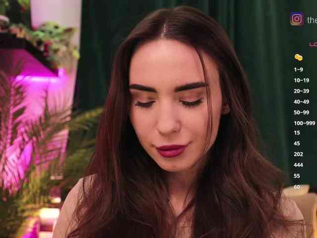 IzabellaOne Live Webcam on BongaCams