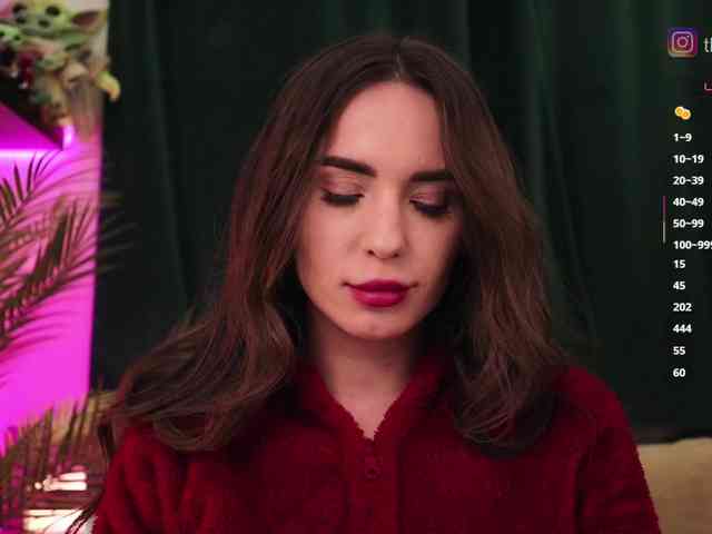 IzabellaOne Live Webcam on BongaCams