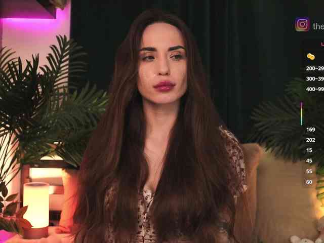 IzabellaOne Live Webcam on BongaCams