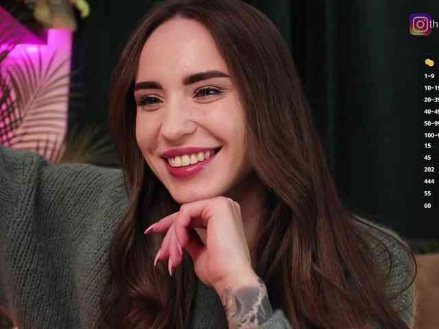 IzabellaOne Live Webcam on BongaCams