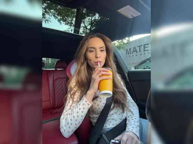 roleplay videochat IzabellaOne