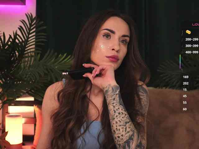 IzabellaOne Live Webcam on BongaCams