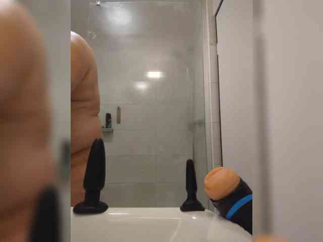 peterbohot1 Live Webcam on BongaCams