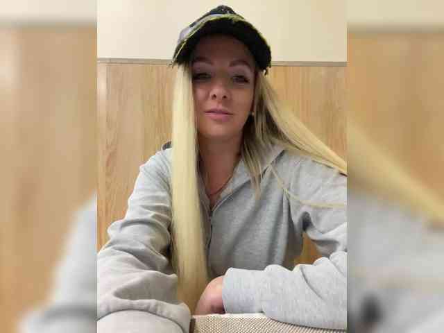 Nasty-tegress webcam