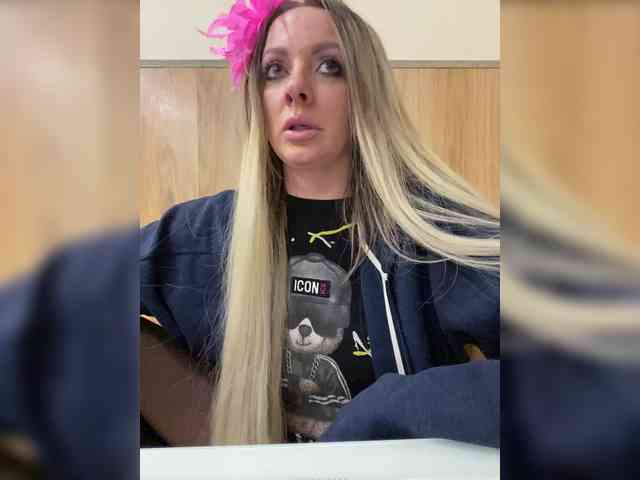 Nasty-tegress webcam