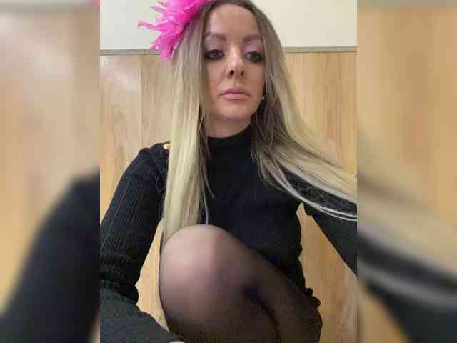 Nasty-tegress webcam