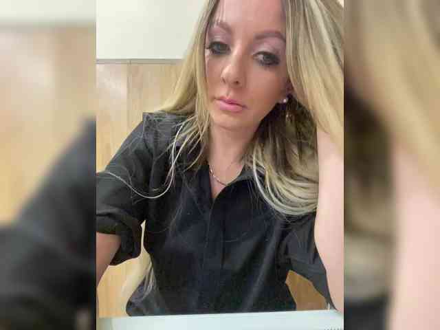 Nasty-tegress webcam