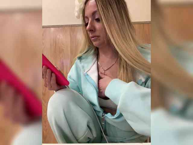 Nasty-tegress webcam